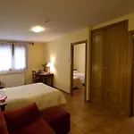 Otel Complejo Turistico Y Bielsa