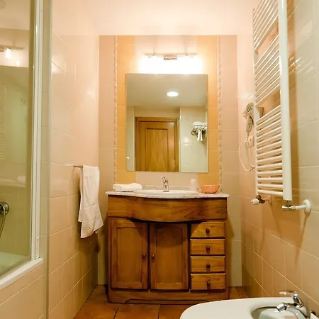 מלון Complejo Turistico Y 2*