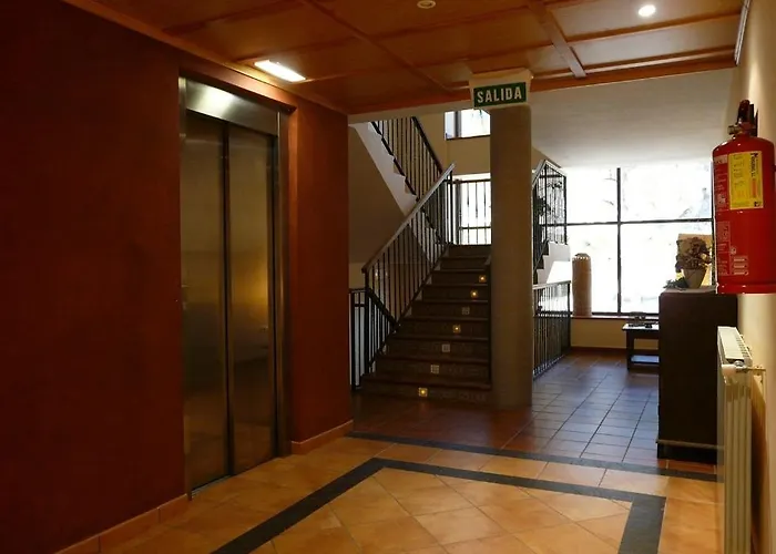 Hotell Complejo Turistico Y Bielsa