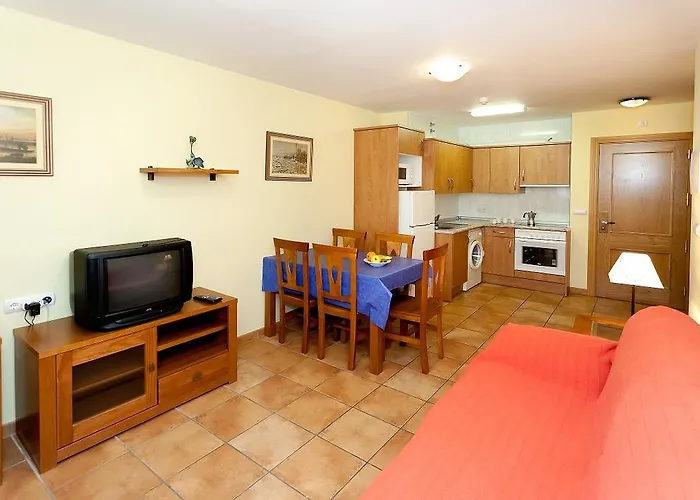 Hotell Complejo Turistico Y Bielsa