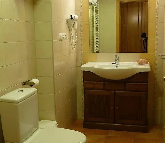 Hotell Complejo Turistico Y Bielsa